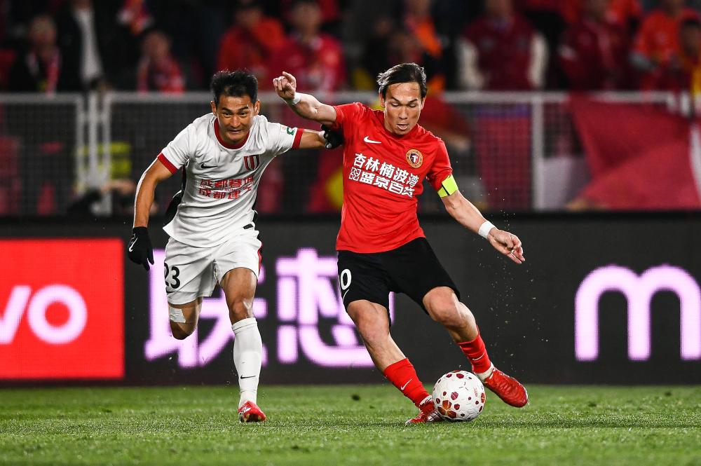 东契奇生涯第七次荣膺月最佳 场均37分8篮板7助攻获防守提名